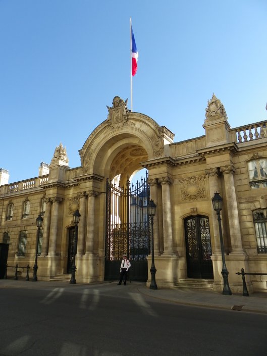 paris Palais_de_l'Elysée_-_Grille_d'honneur - do presidente da frança